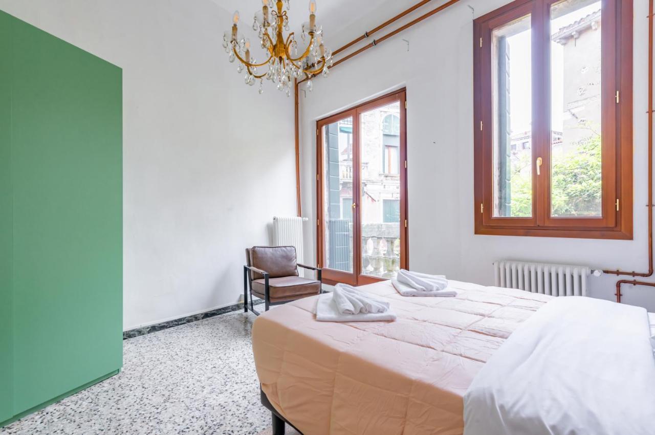 Cannaregio Romantic View Apartment Venice Exterior photo